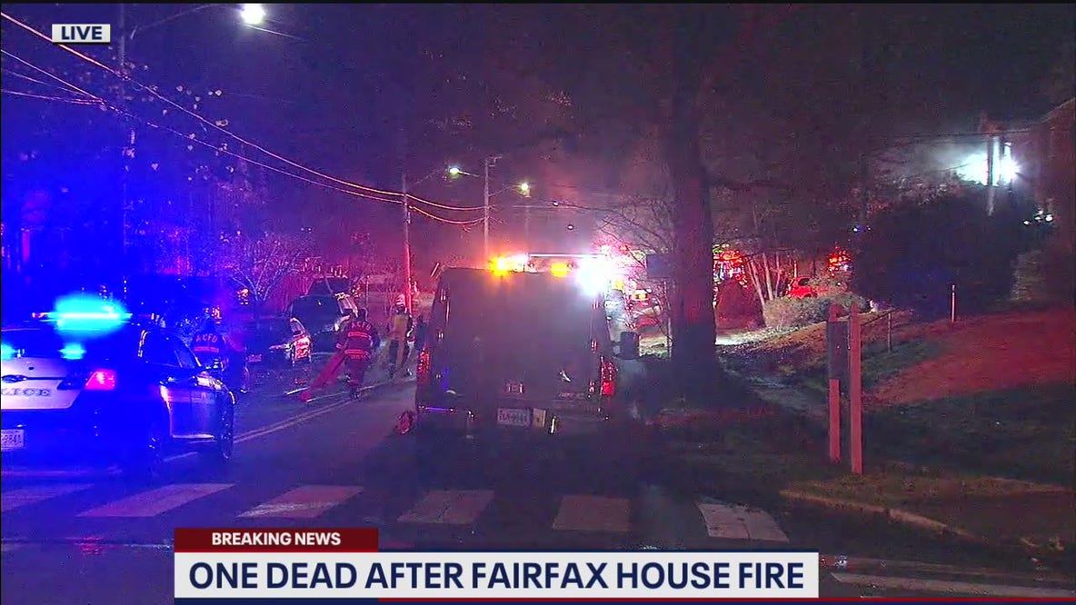 1 dead in early morning fire in Fairfax
